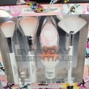 5 PC ULTIMATE FACE BRUSH SET